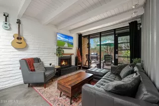 Photo #5: 6712955 Listing