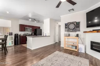 Photo #2: 6712983 Listing 