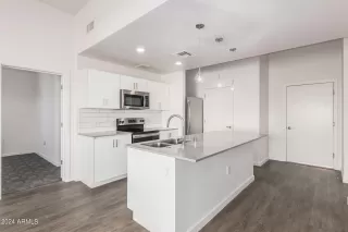 Photo #3: 6713067 Listing 