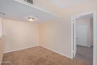 Photo #5: 6713118 Listing 