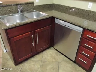 Photo #2: 6713314 Listing