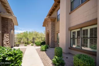 Photo #5: 6713323 Listing