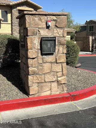 Photo #2: 6713460 Listing