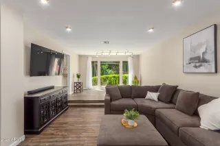 Photo #6: 6713523 Listing 