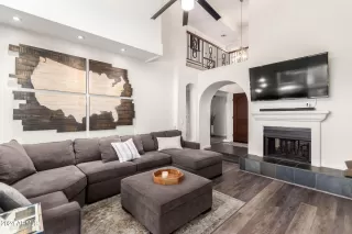 Photo #6: 6713671 Listing 