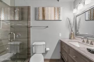 Photo #4: 6713767 Listing