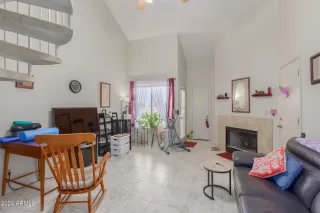 Photo #1: 6713873 Listing