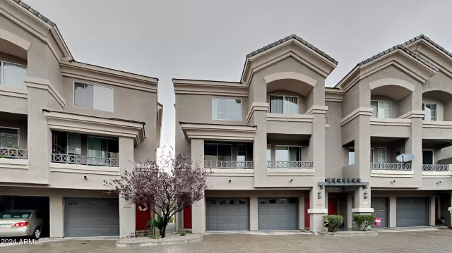 MLS: 6714151 Condo For Sale