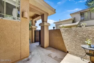 Photo #2: 6714282 Listing