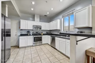 Photo #5: 6714282 Listing