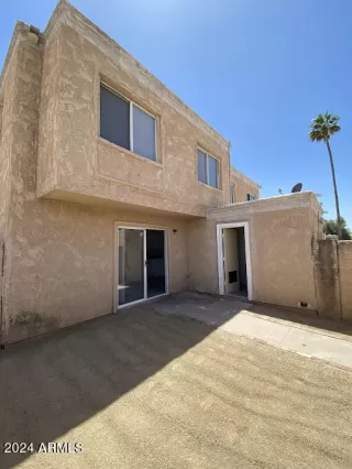 Photo #1: 6714373 Listing