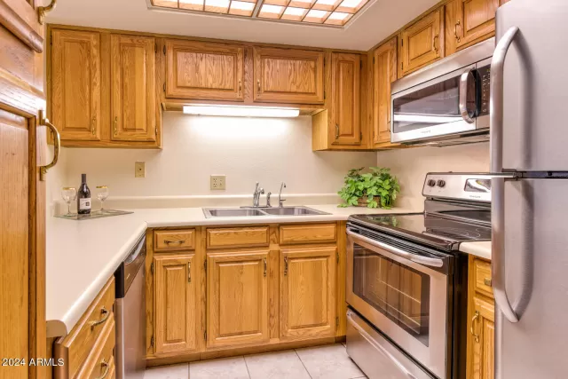 MLS: 6714577 Condo For Sale