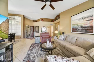 Photo #4: 6714582 Listing
