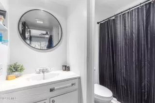 Photo #3: 6715128 Listing