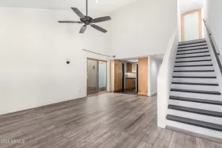 Photo #4: 6715134 Listing