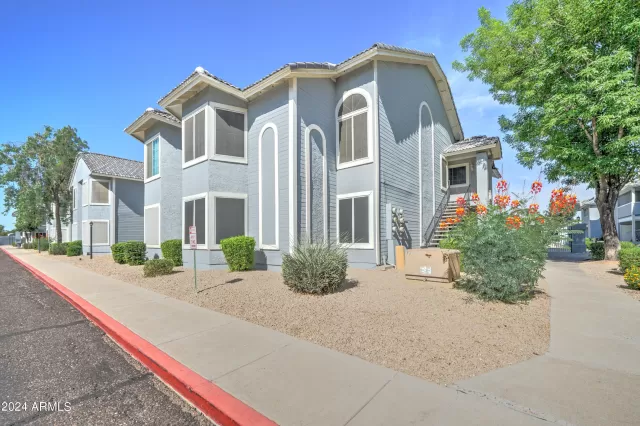 MLS: 6715135 Condo For Sale