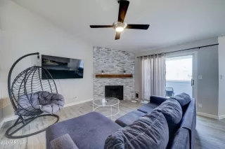 Photo #2: 6715135 Listing