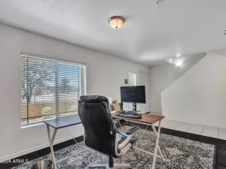 Photo #5: 6715233 Listing