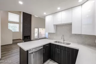 Photo #4: 6715283 Listing 