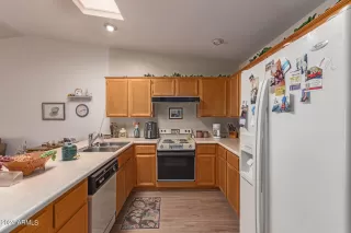 Photo #5: 6715475 Listing