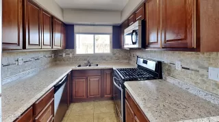 Photo #3: 6715571 Listing