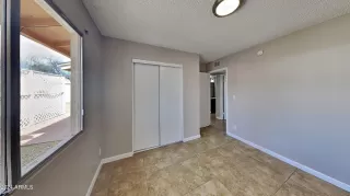 Photo #6: 6715571 Listing