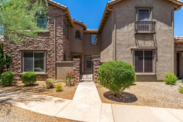 MLS: 6715658 Condo For Sale