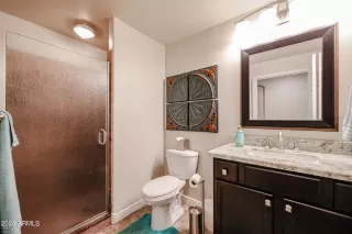 Photo #5: 6715678 Listing