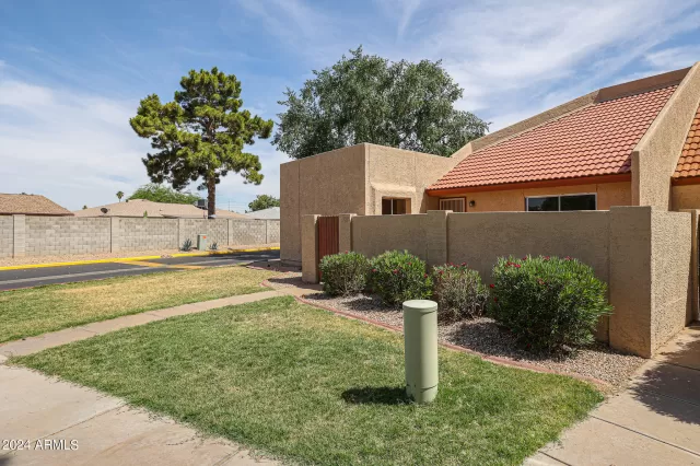 MLS: 6715761 Condo For Sale