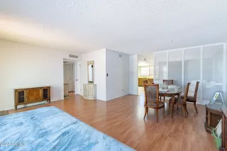 Photo #2: 6715801 Listing