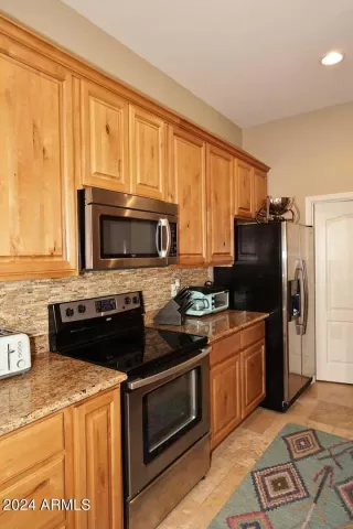Photo #6: 6715811 Listing