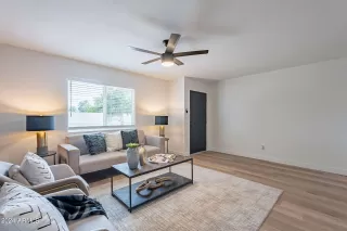 Photo #4: 6716013 Listing 