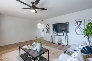 Photo #6: 6716013 Listing 