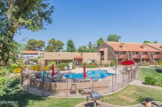Photo #2: 6716017 Listing