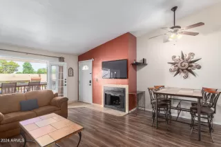 Photo #4: 6716017 Listing