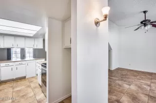 Photo #6: 6716186 Listing 