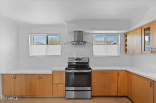 Photo #3: 6716206 Listing 