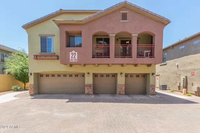 MLS: 6716234 Condo For Sale