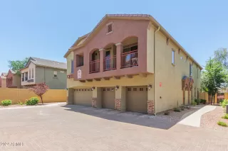 Photo #2: 6716234 Listing 