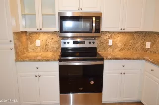 Photo #6: 6716283 Listing 