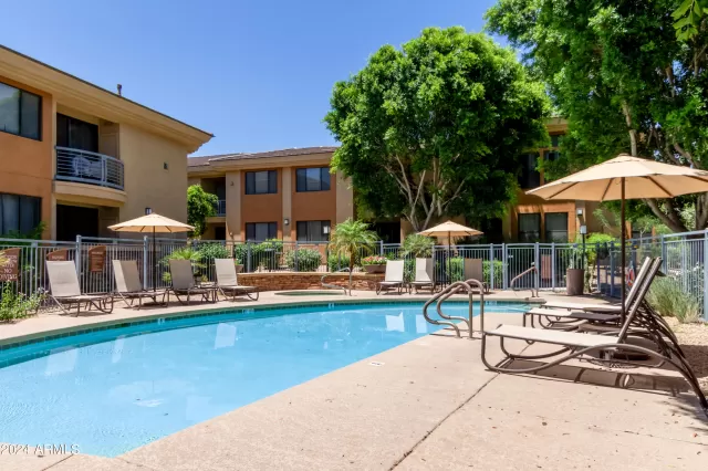 MLS: 6716290 Condo For Sale