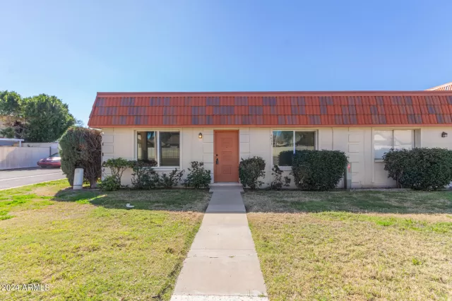 MLS: 6716357 Condo For Sale