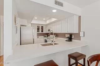 Photo #3: 6716502 Listing