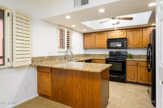 Photo #6: 6716790 Listing 