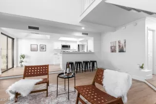 Photo #6: 6716814 Listing 