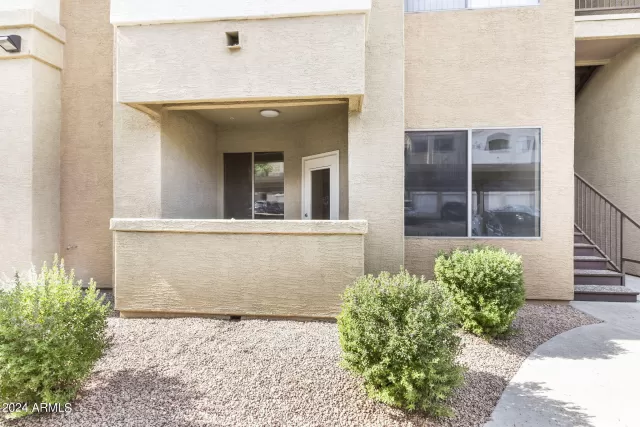 MLS: 6716932 Condo For Sale