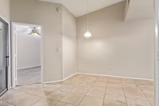 Photo #5: 6716954 Listing