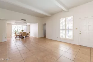 Photo #5: 6717021 Listing