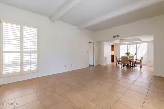 Photo #6: 6717021 Listing