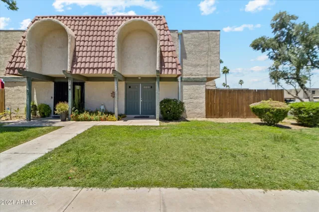 MLS: 6717064 Condo For Sale